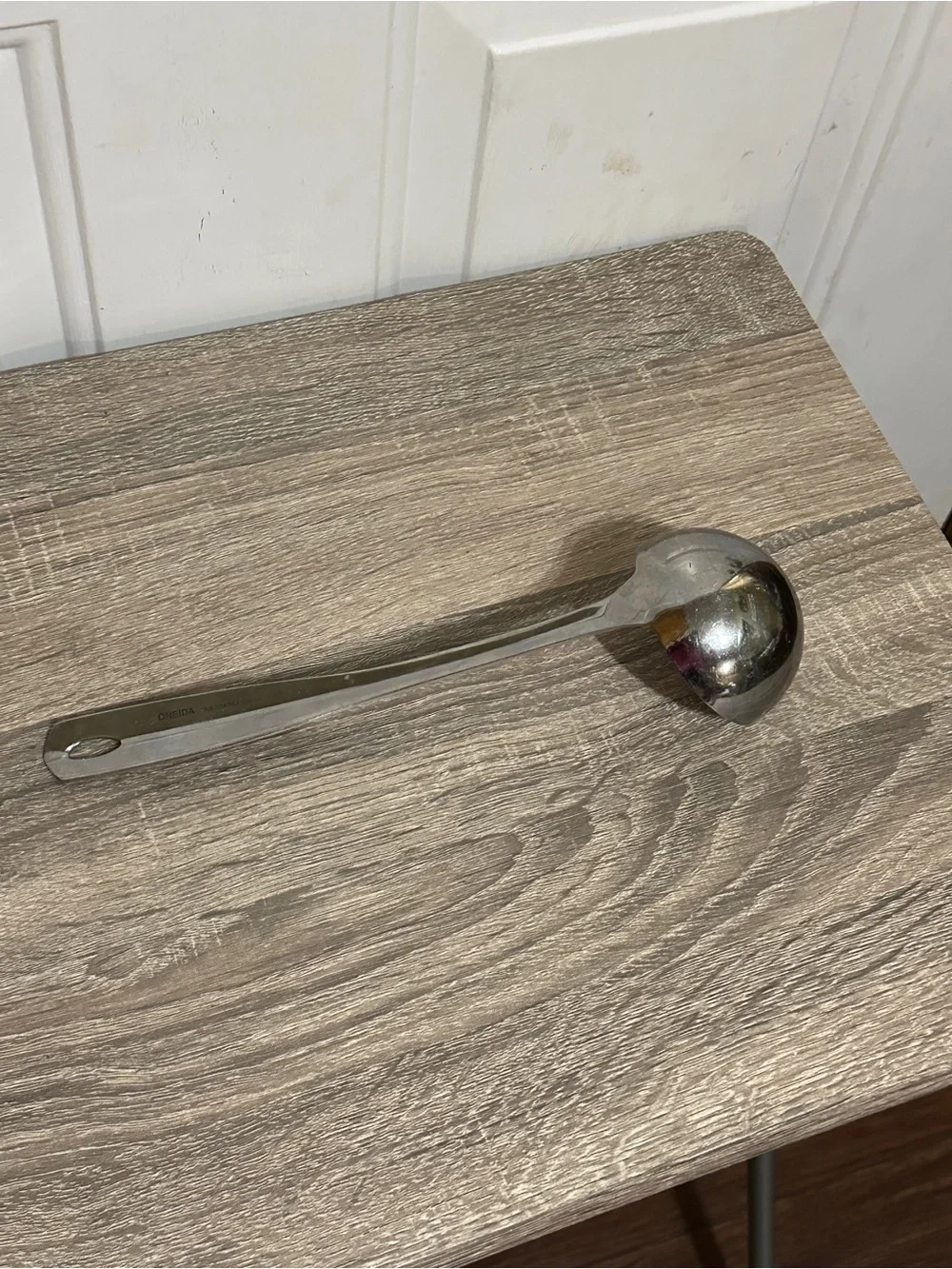 ONEIDA 18/8 Glossy Stainless Steel Serving Ladle Hangable Utensil